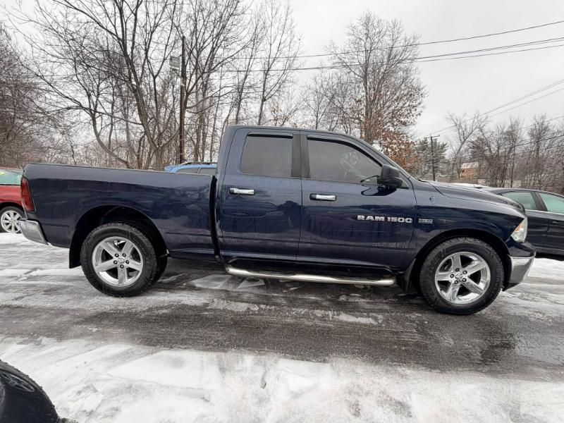 RAM 1500 SLT Quad Cab 4WD 2012