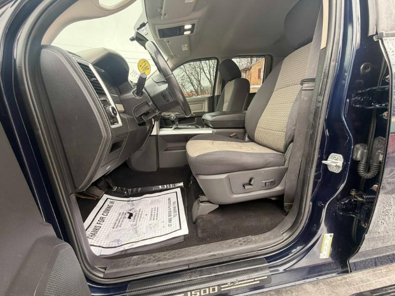 RAM 1500 SLT Quad Cab 4WD 2012