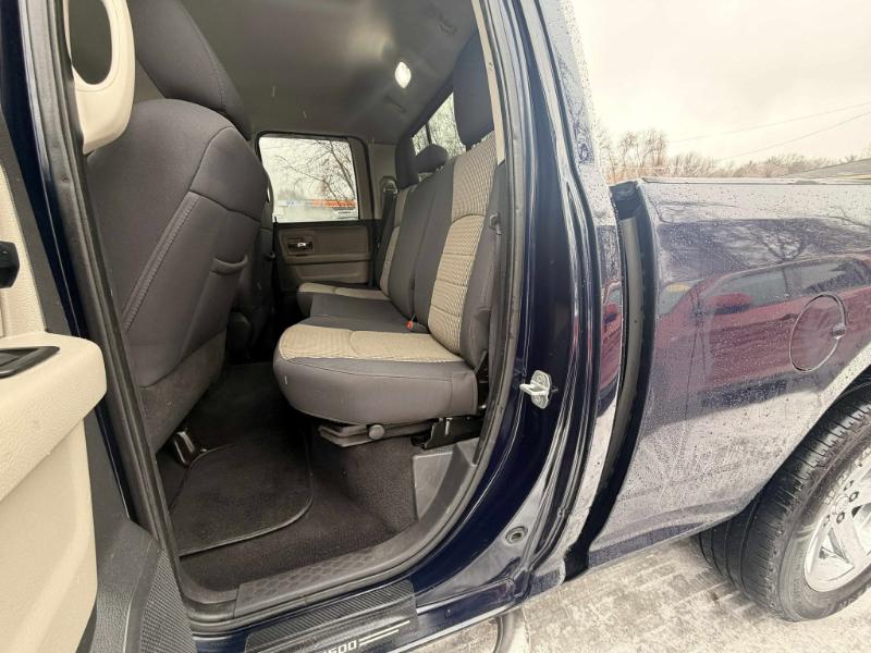 RAM 1500 SLT Quad Cab 4WD 2012