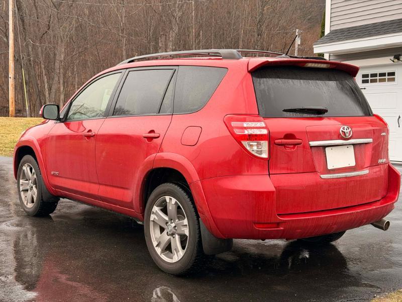 Toyota RAV4 Sport I4 4WD 2012