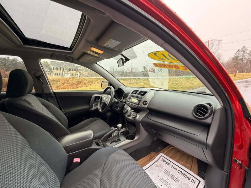 Toyota RAV4 Sport I4 4WD 2012