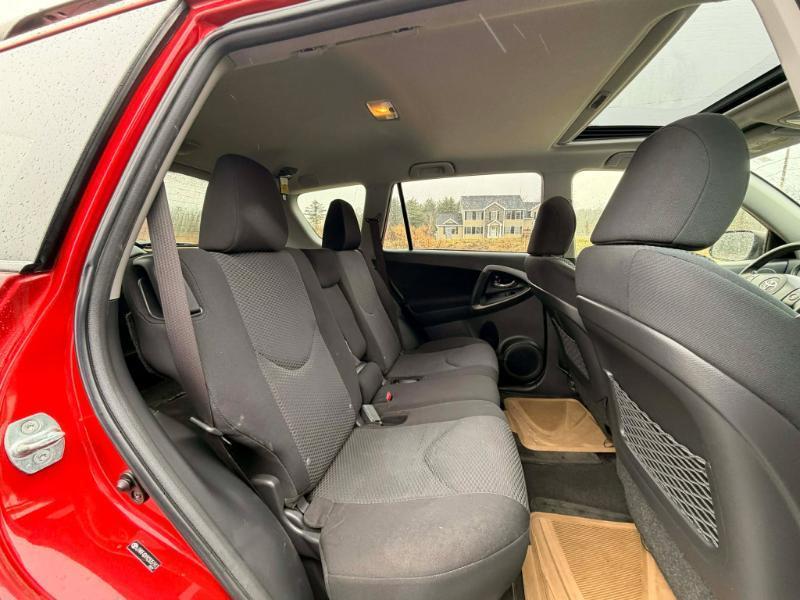 Toyota RAV4 Sport I4 4WD 2012