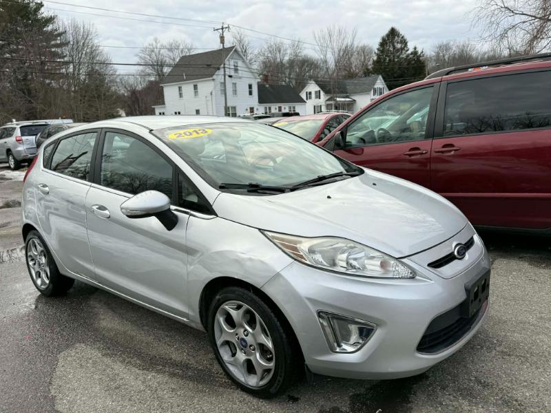 Ford Fiesta Titanium Hatchback 2013