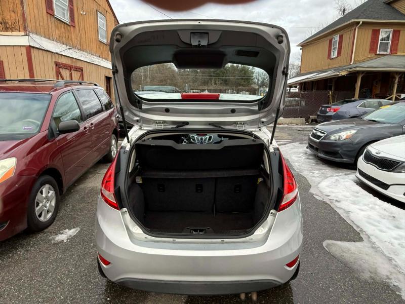Ford Fiesta Titanium Hatchback 2013