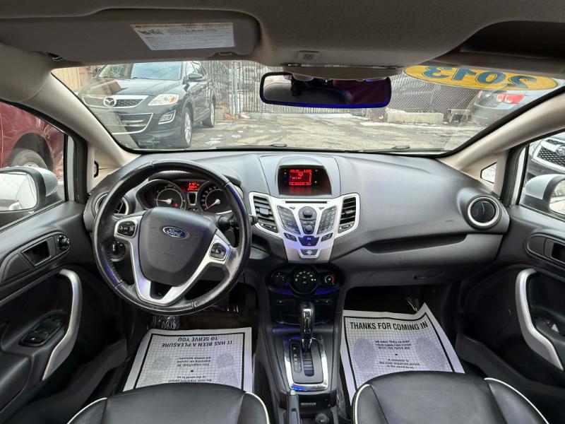 Ford Fiesta Titanium Hatchback 2013
