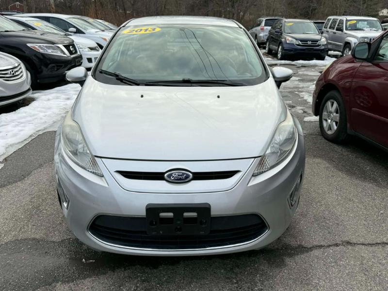 Ford Fiesta Titanium Hatchback 2013