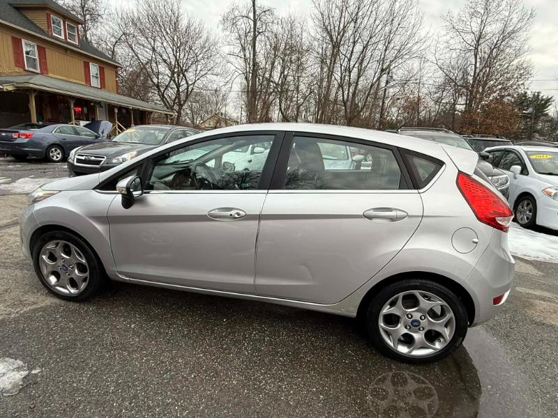 Ford Fiesta Titanium Hatchback 2013