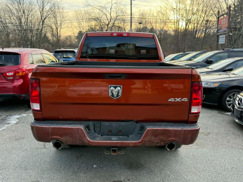 RAM 1500 Tradesman Quad Cab 4WD 2013