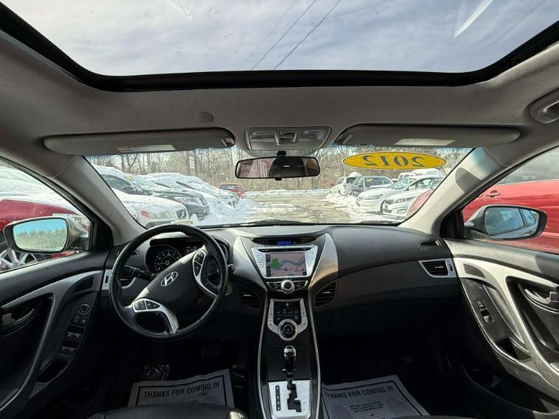 Hyundai Elantra Limited 2012