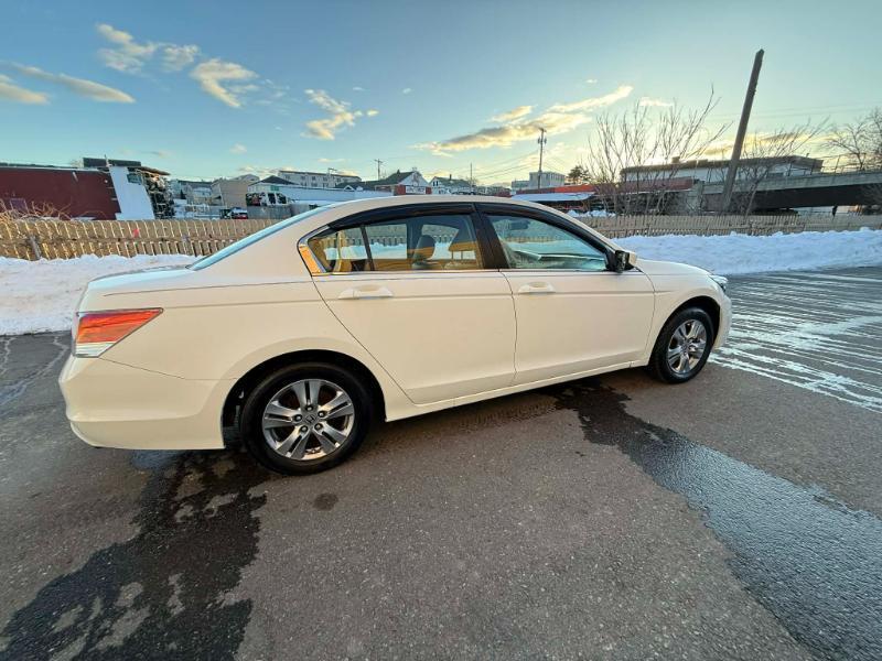 Honda Accord SE Sedan AT 2012