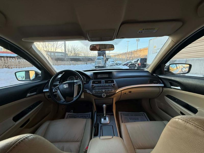 Honda Accord SE Sedan AT 2012