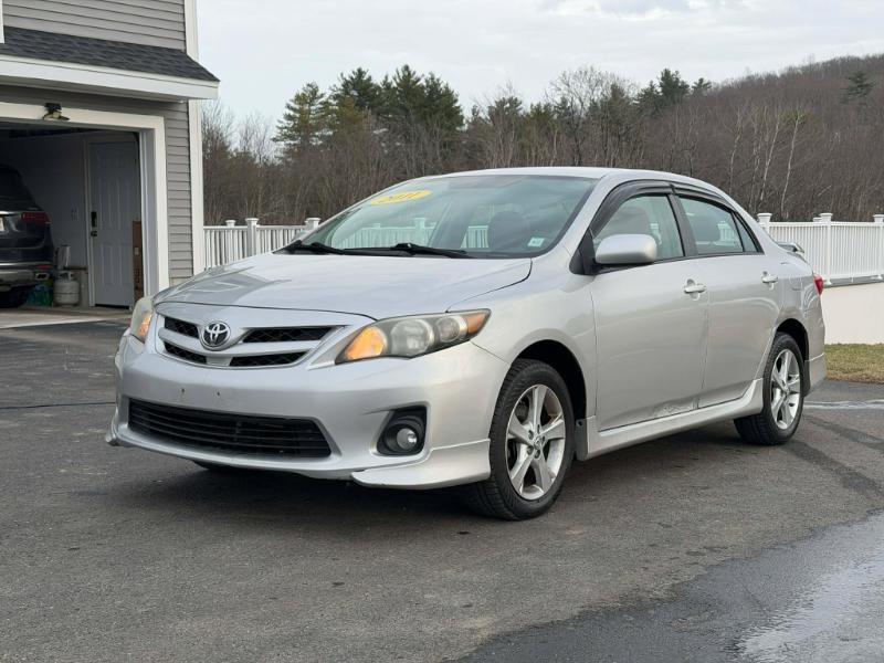 Toyota Corolla S 2011