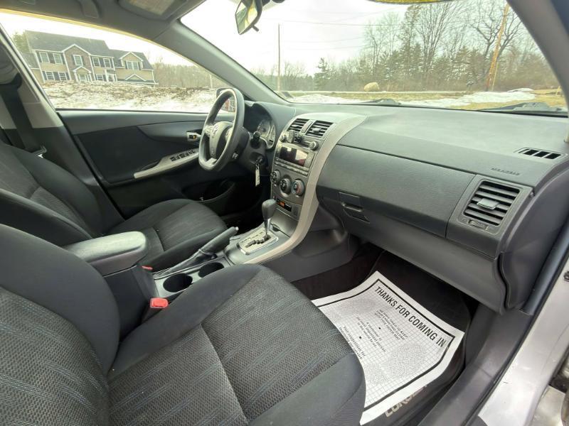 Toyota Corolla S 2011