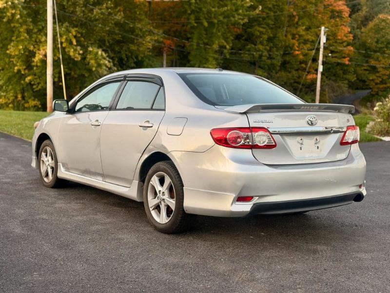 Toyota Corolla S 2011