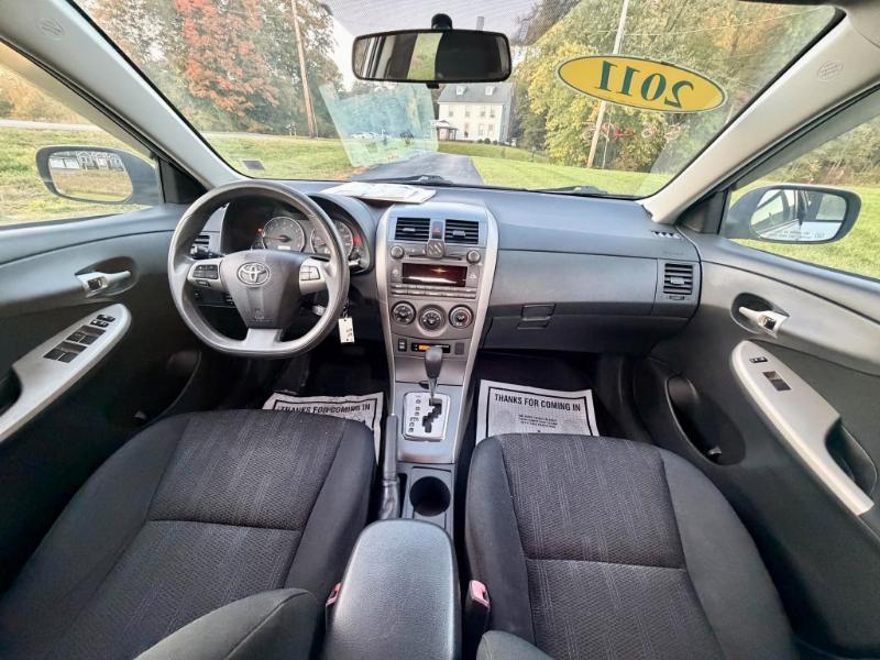 Toyota Corolla S 2011