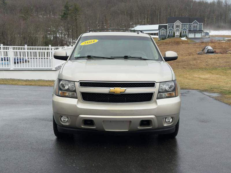 Chevrolet Suburban LT 1500 4WD 2014