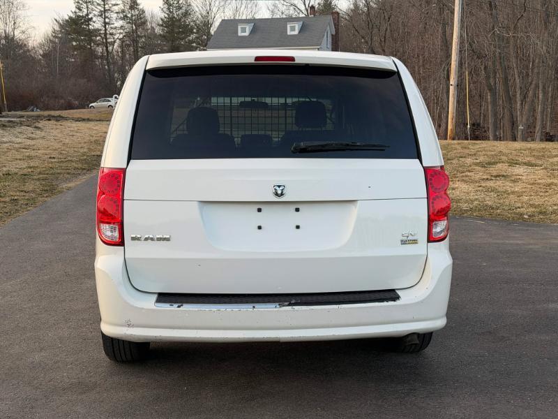 RAM Cargo Van Base 2012