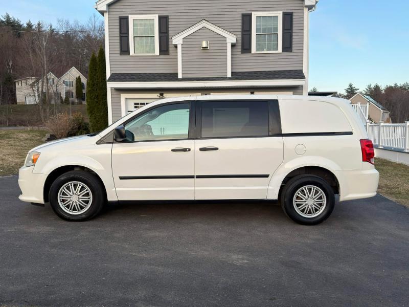 RAM Cargo Van Base 2012