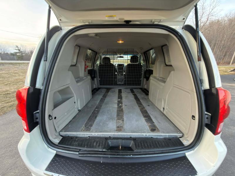 RAM Cargo Van Base 2012