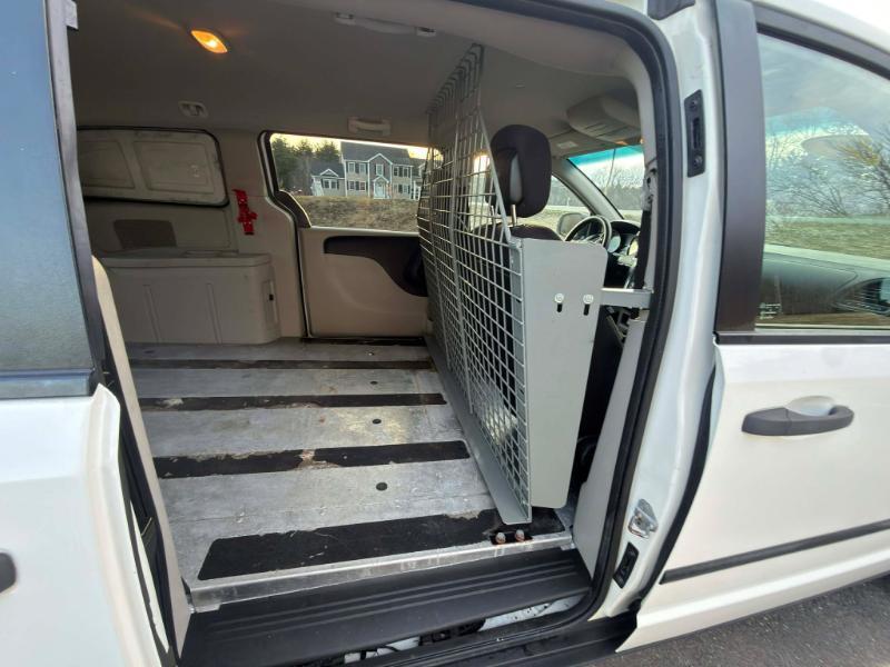 RAM Cargo Van Base 2012