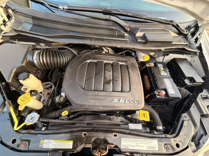 RAM Cargo Van Base 2012