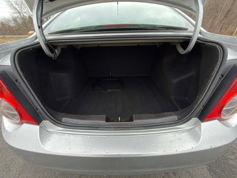 Chevrolet Sonic 2LT Sedan 2012