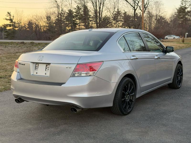 Honda Accord EX-L V-6 Sedan AT with Navigation 2009