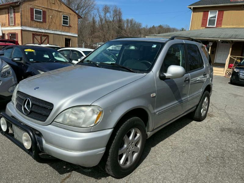 Mercedes-Benz M-Class ML430 2001