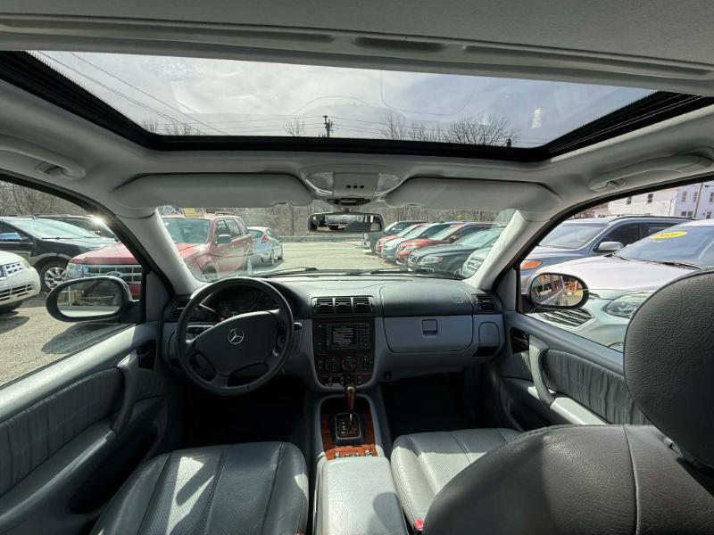 Mercedes-Benz M-Class ML430 2001
