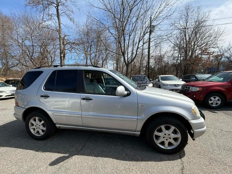 Mercedes-Benz M-Class ML430 2001