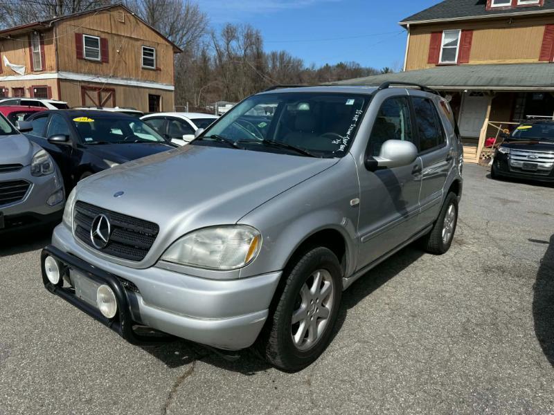 Mercedes-Benz M-Class ML430 2001