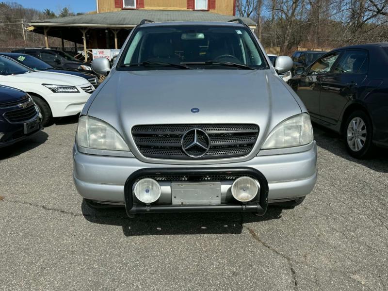 Mercedes-Benz M-Class ML430 2001
