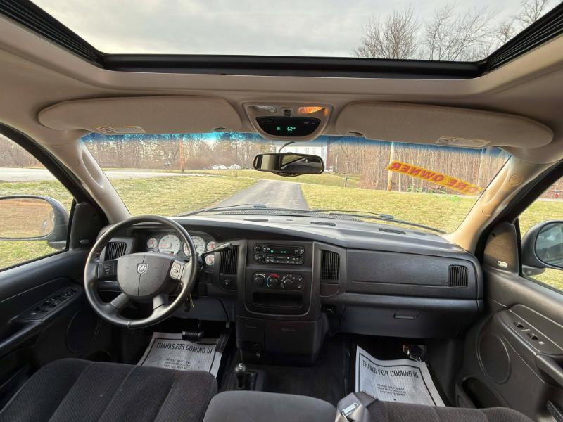 Dodge Ram 1500 SLT Quad Cab Long Bed 4WD 2005