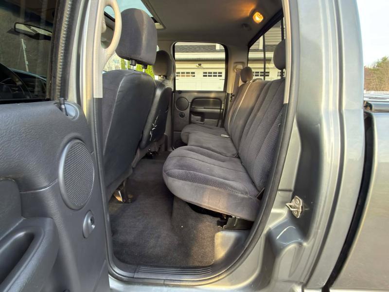 Dodge Ram 1500 SLT Quad Cab Long Bed 4WD 2005