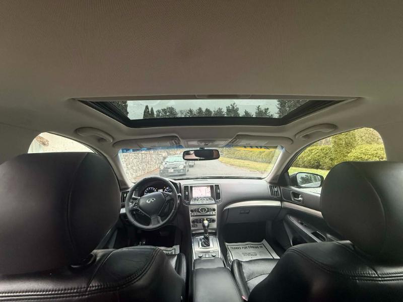 Infiniti G Sedan G37x AWD 2011