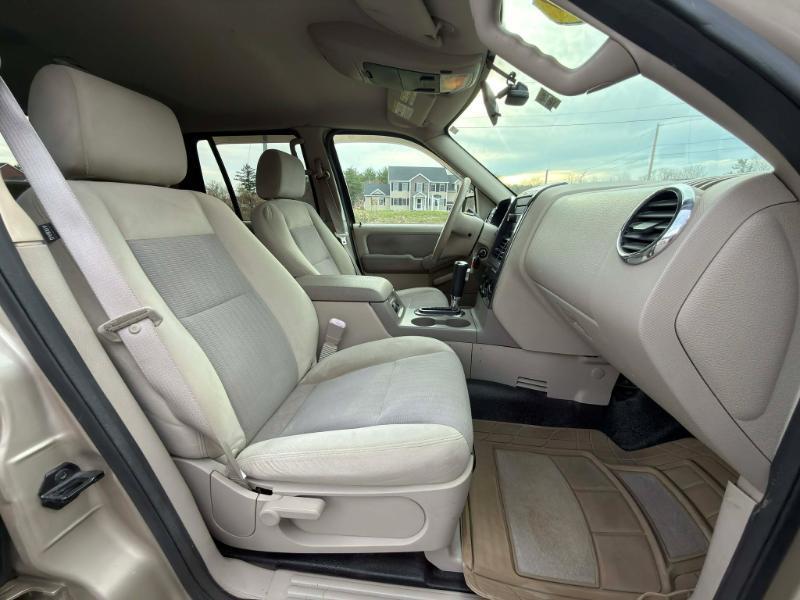 Ford Explorer Sport Trac XLT 4.6L 4WD 2007