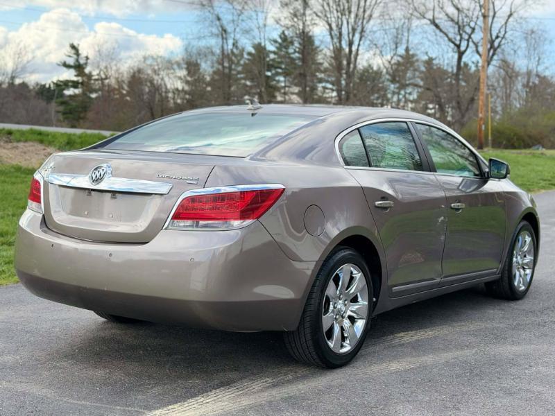 Buick LaCrosse CXL AWD 2011