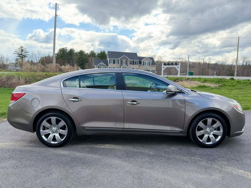 Buick LaCrosse CXL AWD 2011