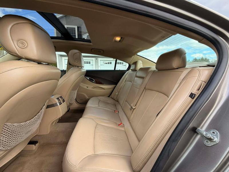 Buick LaCrosse CXL AWD 2011