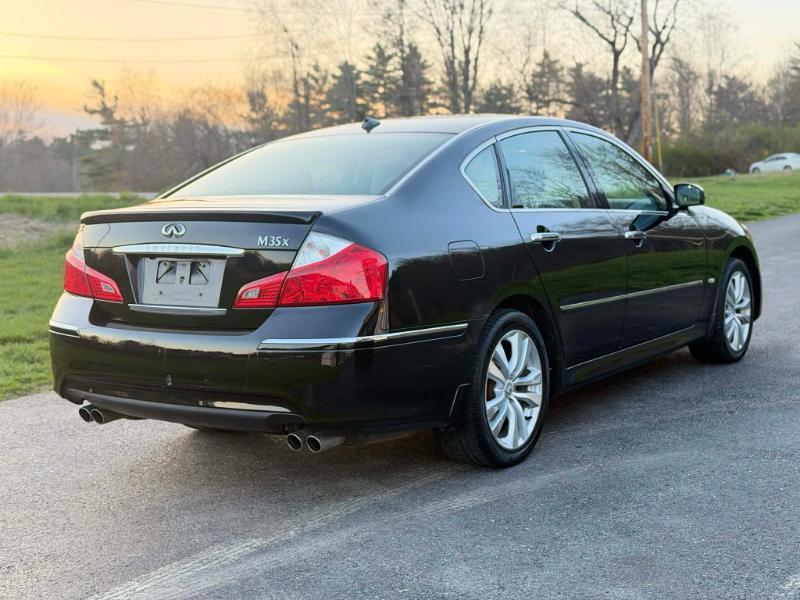Infiniti M 35 4WD 2008
