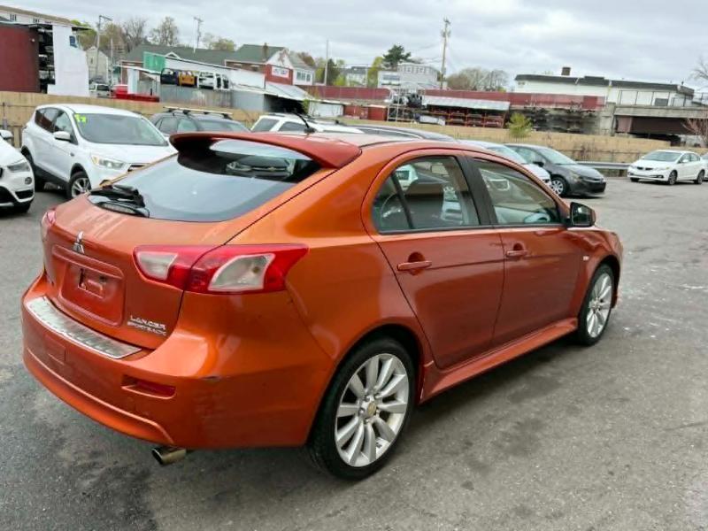 Mitsubishi Lancer Sportback GTS 2011