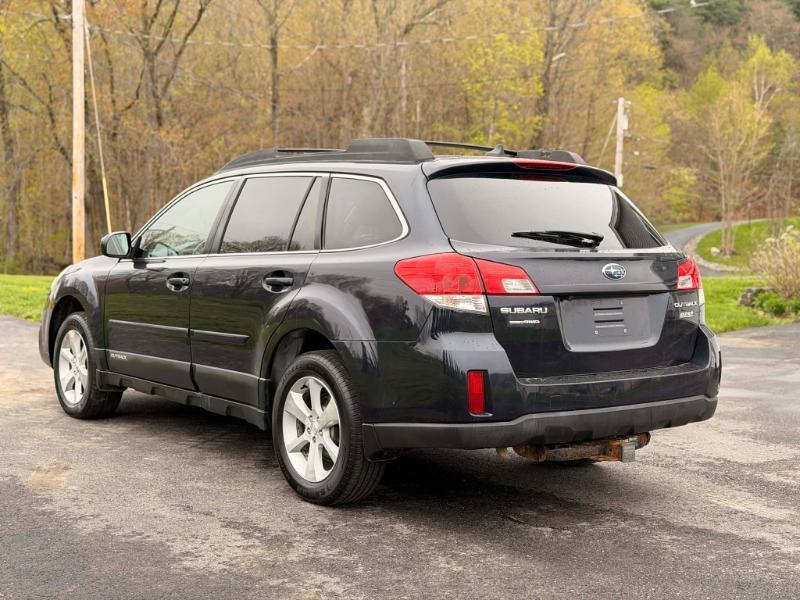 Subaru Outback 2.5i Limited 2013