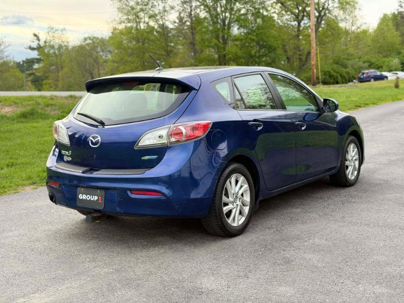Mazda MAZDA3 i Touring AT 5-Door 2013