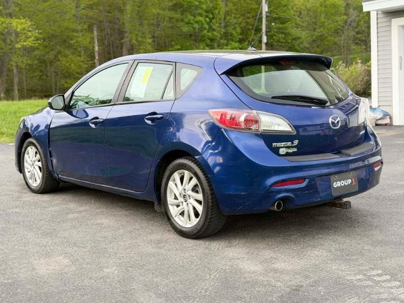 Mazda MAZDA3 i Touring AT 5-Door 2013