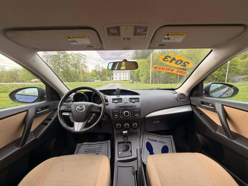 Mazda MAZDA3 i Touring AT 5-Door 2013