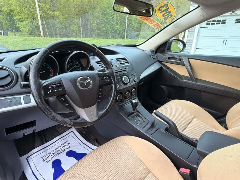 Mazda MAZDA3 i Touring AT 5-Door 2013