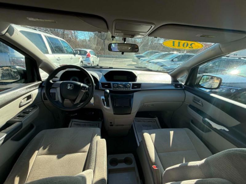 Honda Odyssey LX 2011