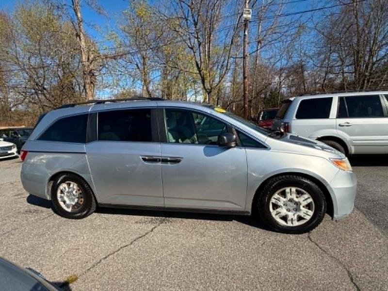 Honda Odyssey LX 2011