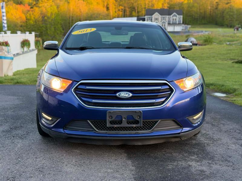 Ford Taurus Limited 2013