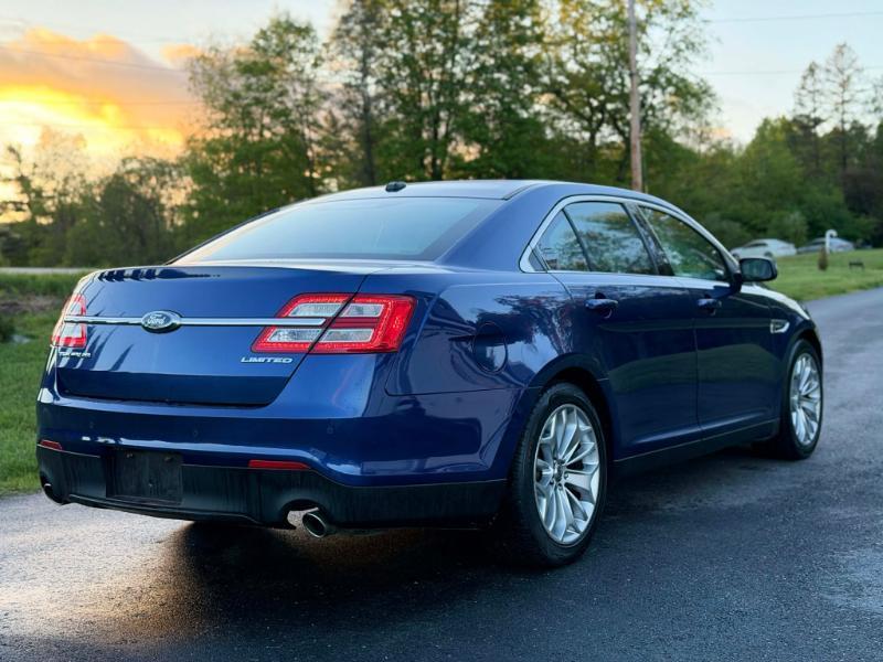 Ford Taurus Limited 2013